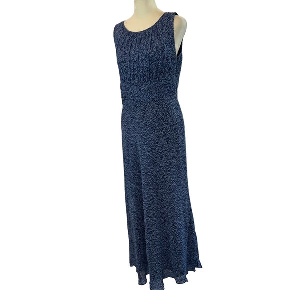 Like New TALBOTS Ditsy Floral Blue Pure Silk Sleeveless Maxi Dress Size 8 - Picture 6 of 15